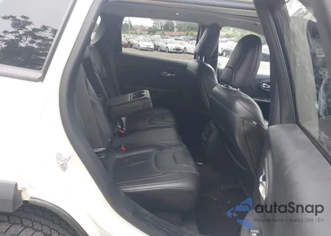 2019 Jeep Cherokee Trailhawk Elite 4X4 из США, поврежденный, VIN 1C4PJMBN3KD192215